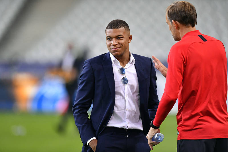 关于毕尔巴鄂竞技训练开放日，赛前主帅复盘引欢呼，法甲在即，数据趋势出现新变化的信息